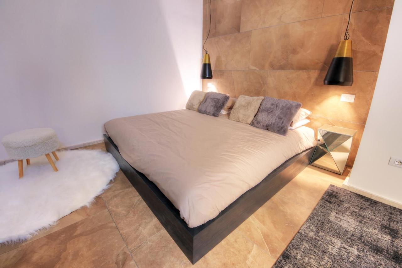 Urban Central Suites Cagliari Exterior photo