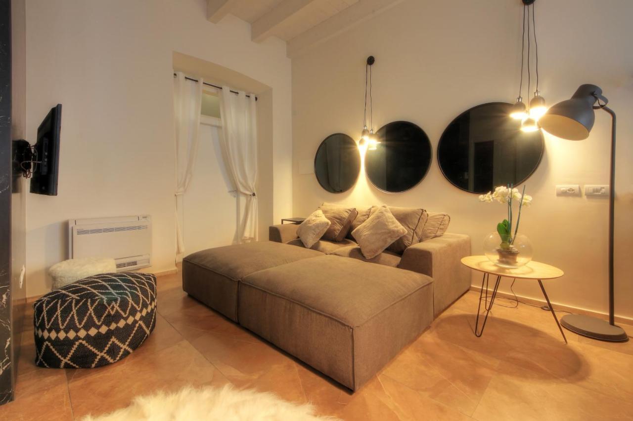 Urban Central Suites Cagliari Exterior photo
